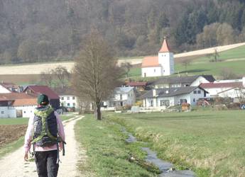 Tours Europe Atlmühl walking into town