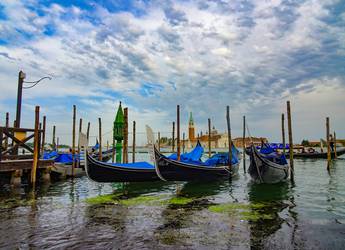 Tours Europe Bolzano gondola parking
