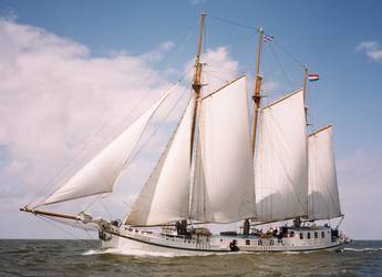 Elizabeth ship