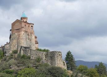 Tours Europe Gremi church