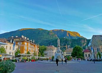Tours Europe town square Bolzano