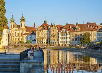 Tours Europe Lucerne houses