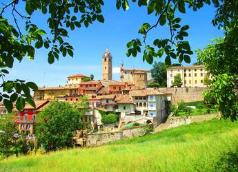 Tours Europe village Piedmont