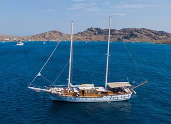 Hera Sail in Greece