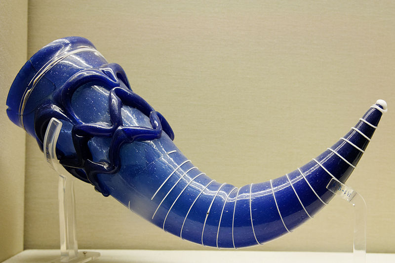 Iralian drinking horn
